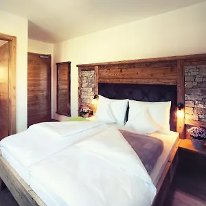 Georg Ludwig Maising Hotel